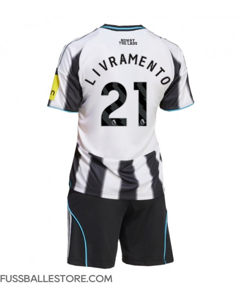 Günstige Newcastle United Tino Livramento #21 Heimtrikotsatz Kinder 2025-26 Kurzarm (+ Kurze Hosen) Günstige Newcastle United Tino Livramento #21 Heimtrikotsatz Kinder 2025-26 Kurzarm (+ Kurze Hosen)
